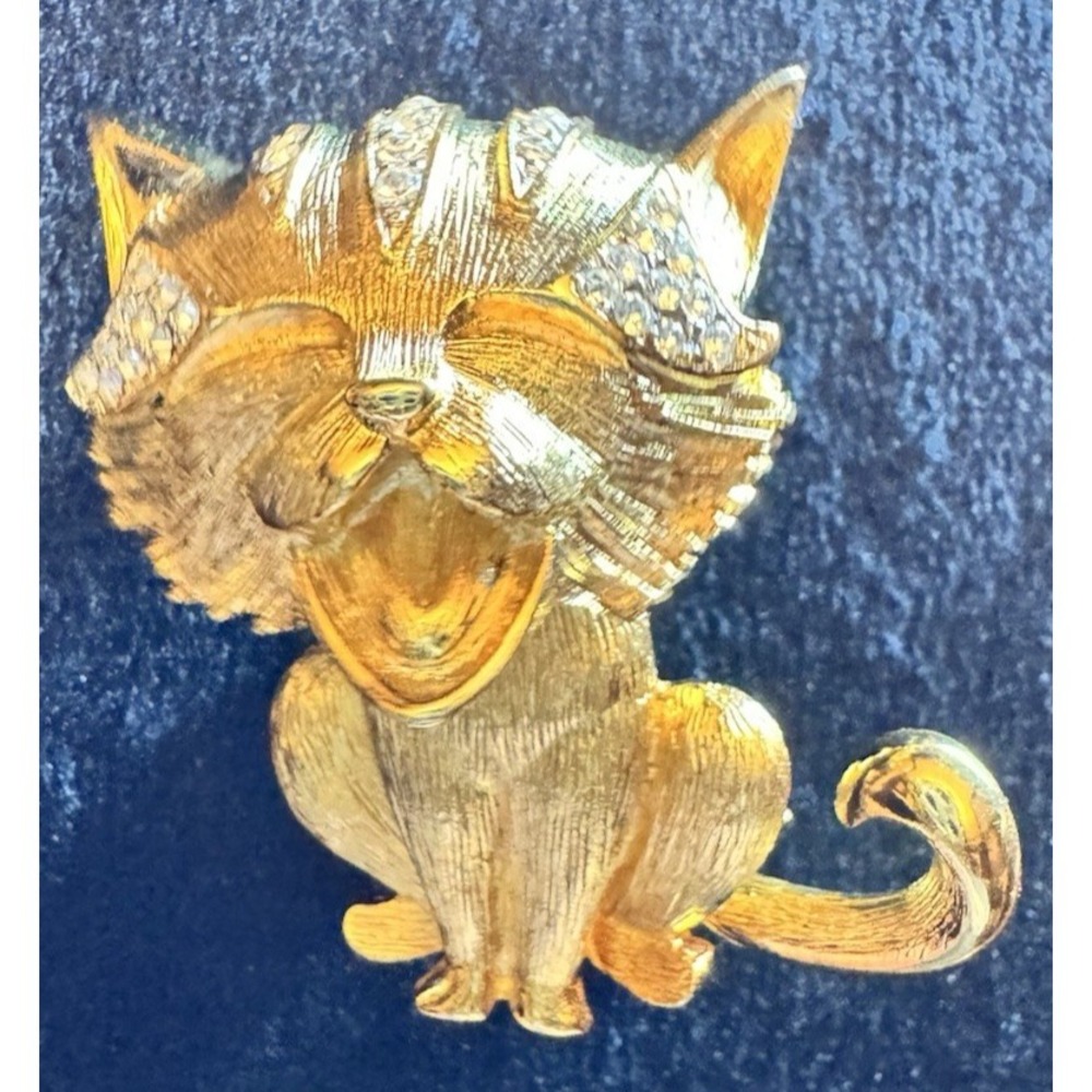 Vintage Gold Tone Trembler Cat‎ Brooch Figural Rhinestone Ears Bobble Head Pin